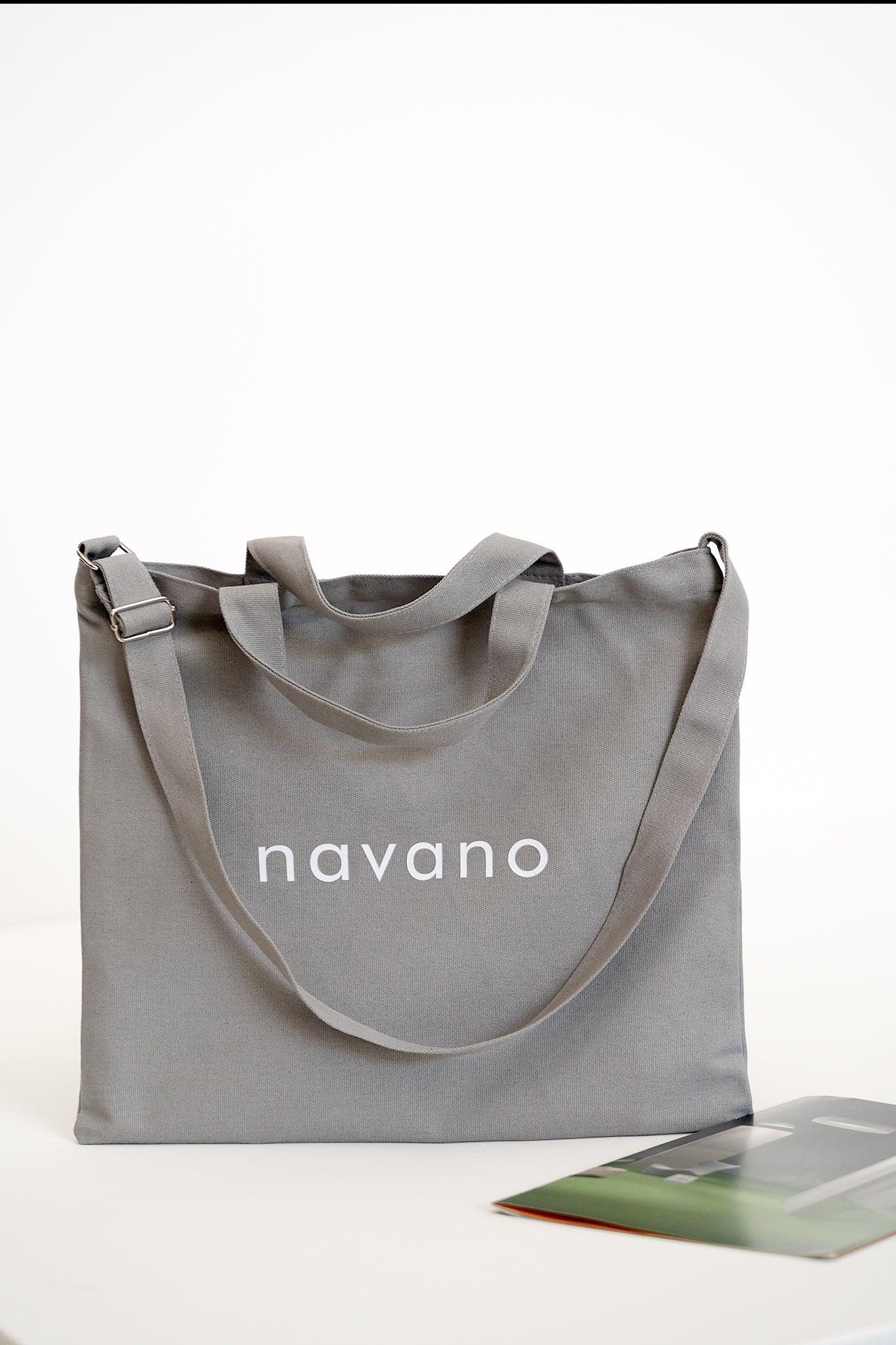 grey cotton tote bag – everyday carry with adjustable strap