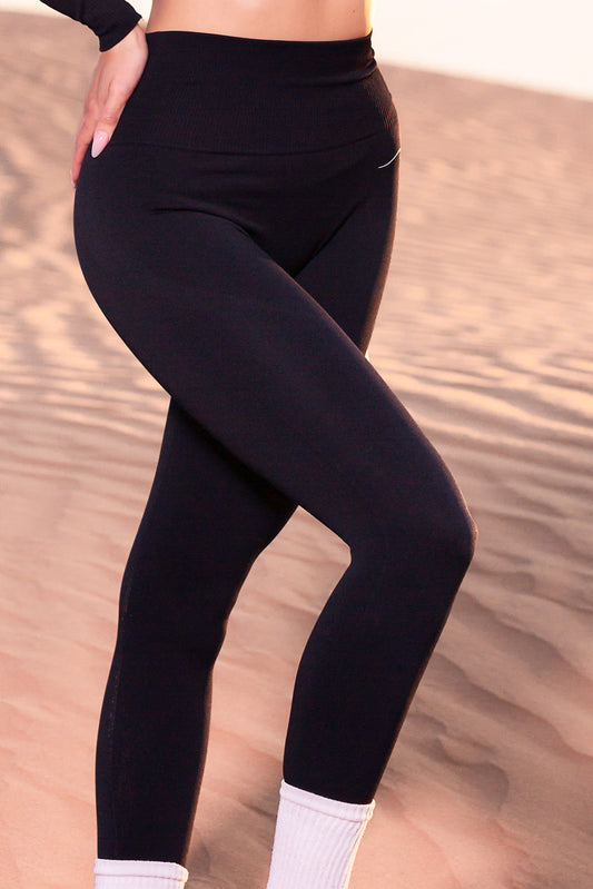 black seamless leggings