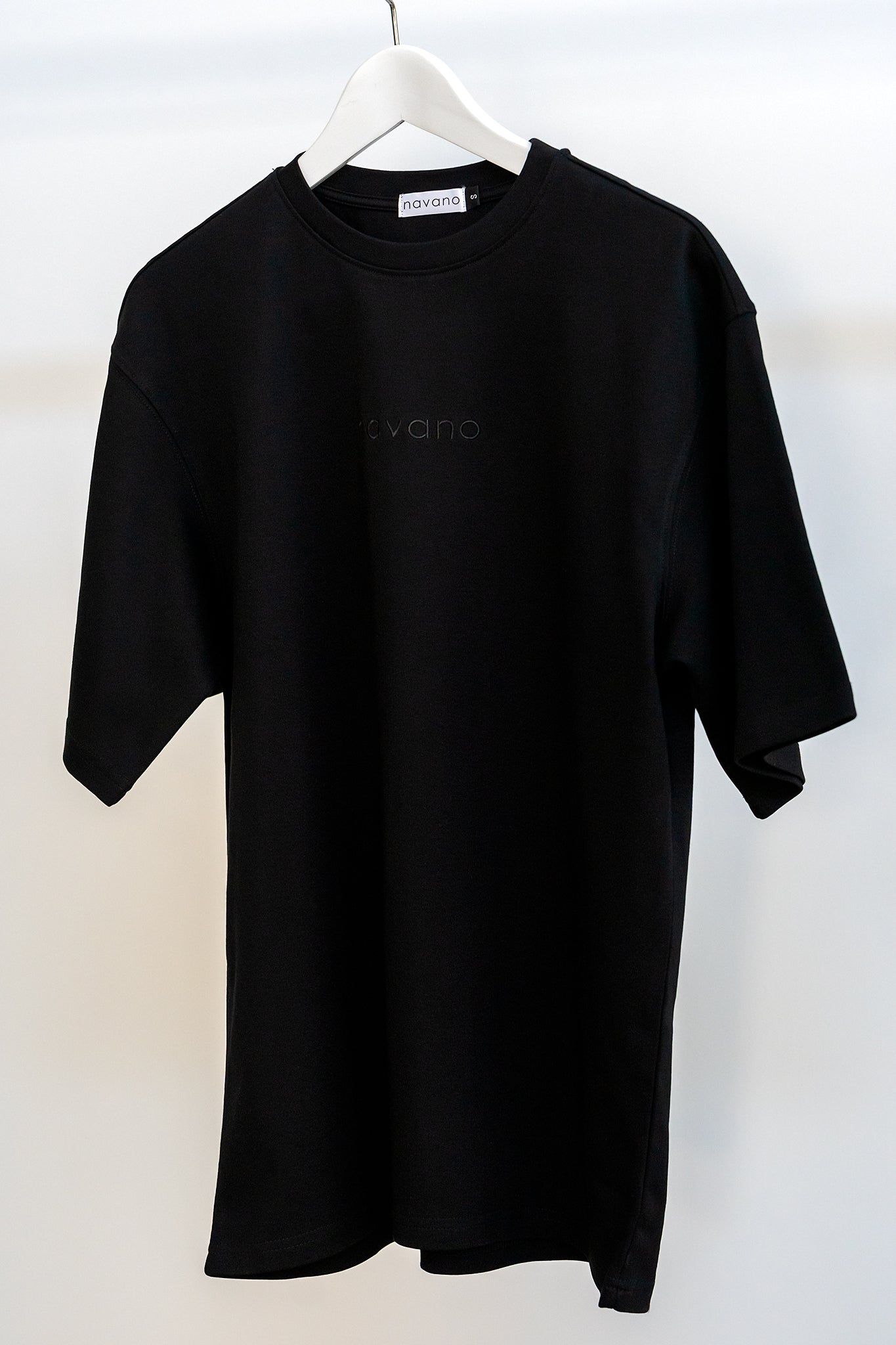 black oversized gym shirt